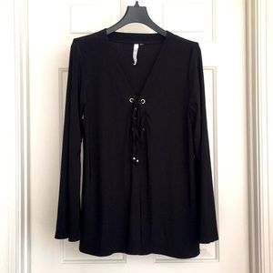 NY Collection Top Large Black Long Light Bell Sleeves Crisscross Neckline Ties